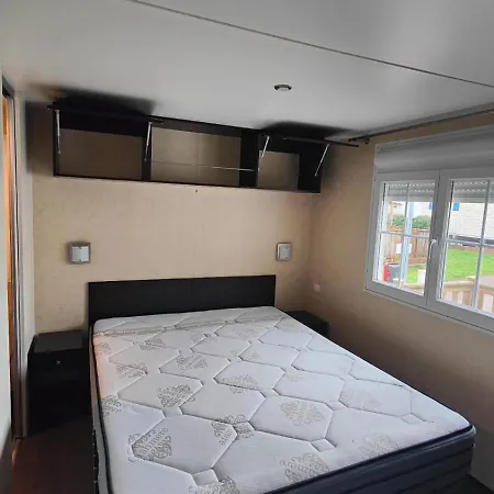 Location Saisonniere Mobil-home Campsite *