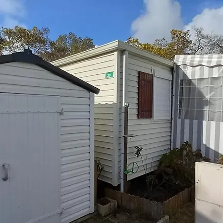 Campsite Location Saisonniere Mobil-home *